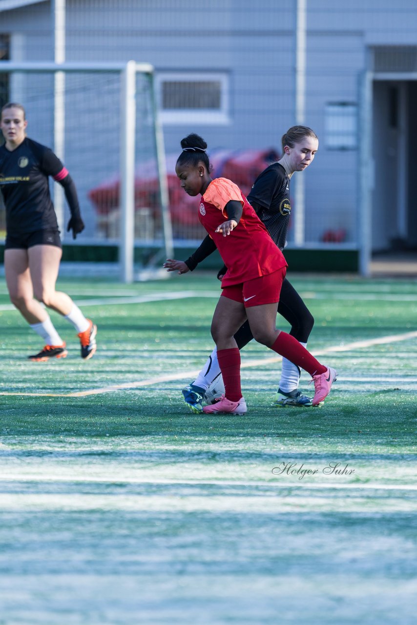 Bild 220 - wBJ VfL Pinneberg2 - Eimsbuttler TV 3 : Ergebnis: 5:0